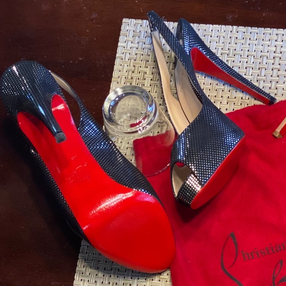 *** SOLD*** Christian Louboutin Prive 120mm Suede Silver Slingback Pumps EU 39.5 - Picture 1 of 14